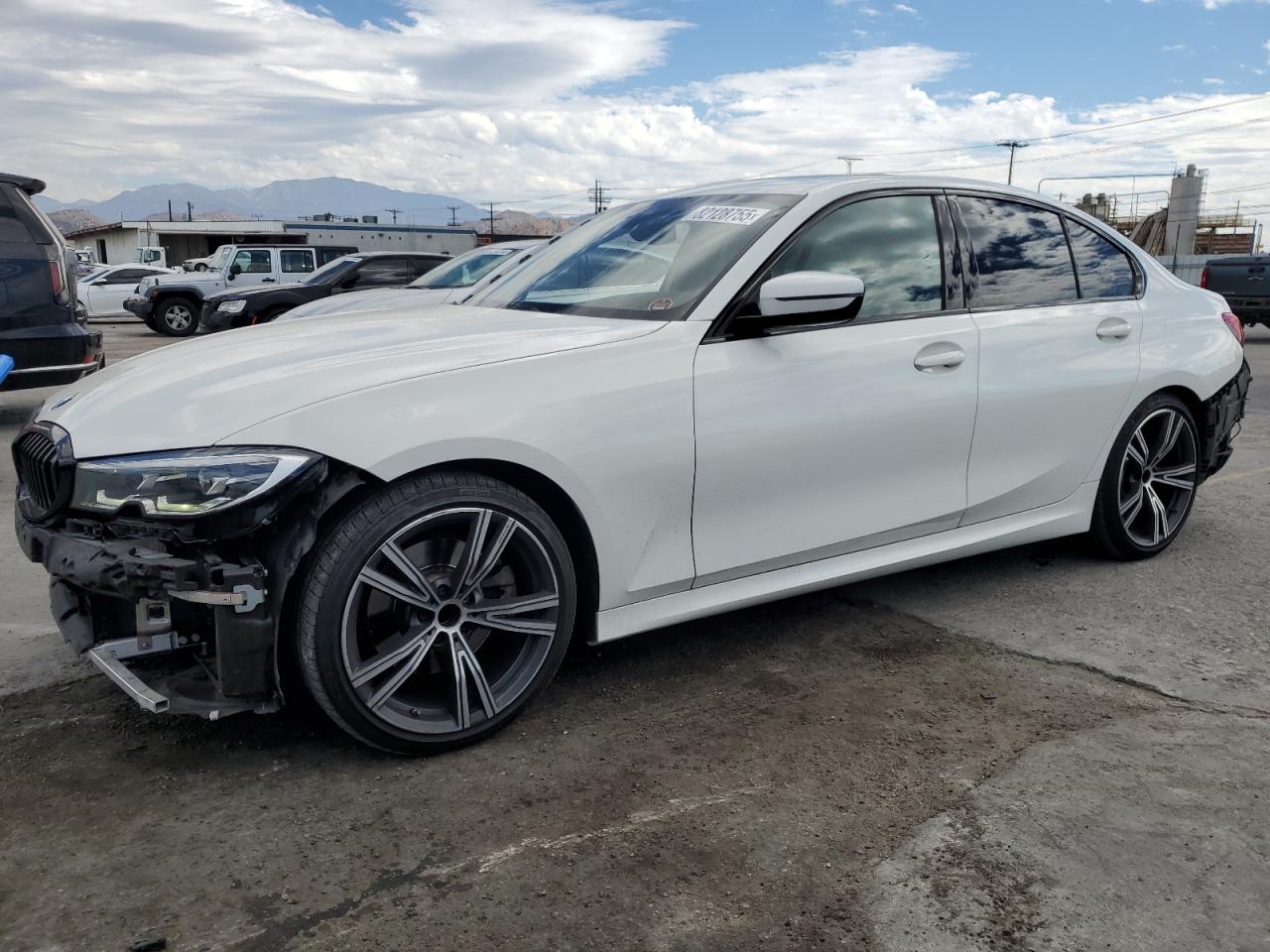 3MW5R1J04L8B08080 BMW 330i 2020