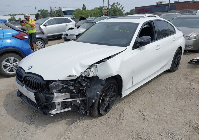3MW5R7J04L8B30163 BMW 330i 2020
