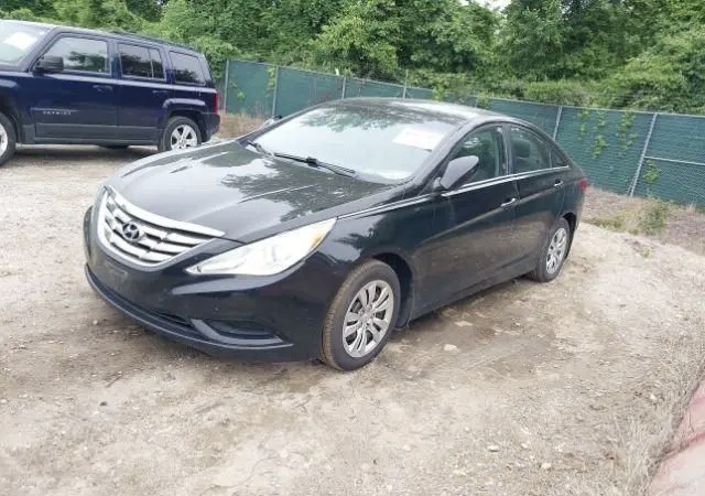 5NPEB4AC8BH239639 HYUNDAI Sonata 2011
