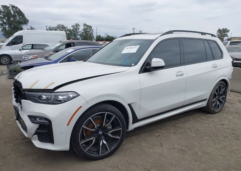 5UXCW2C01L9C21594 BMW X7 2020