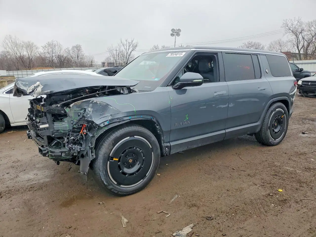 7PDSGBBA2SN050662 RIVIAN R1S 2025
