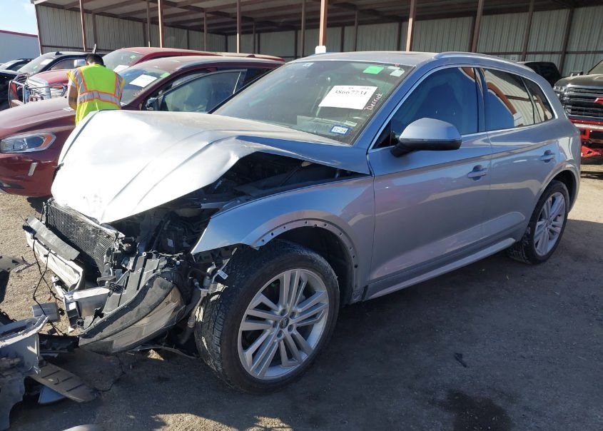 WA1BNAFY2K2143076 AUDI Q5 2019