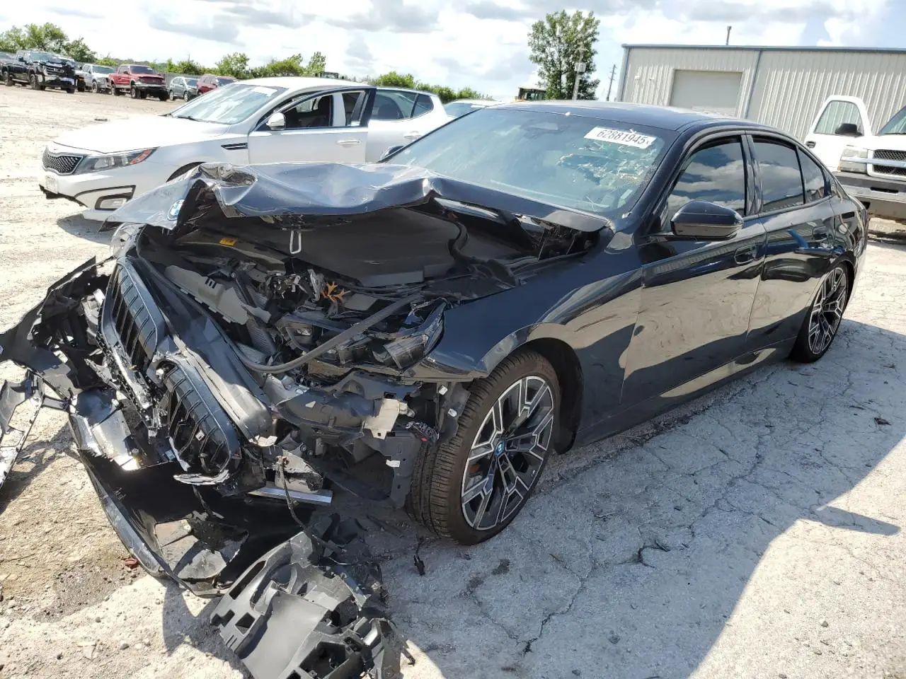 WBY33FK07RCR03776 BMW i5 2024